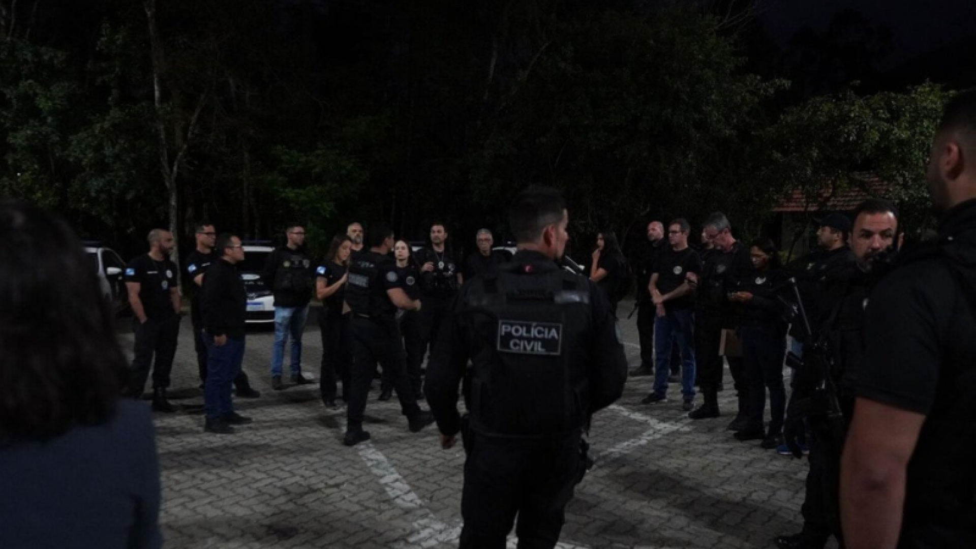 A Polícia Civil e o Gaeco do Ministério Público do Rio de Janeiro prenderam, nesta quinta-feira (2), 12 pessoas durante a segunda fase...
