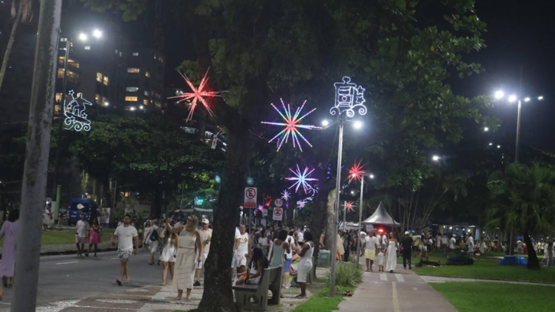 A Prefeitura de Santos publicou nesta segunda-feira (1º) o decreto que estabelece as regras para a celebração...