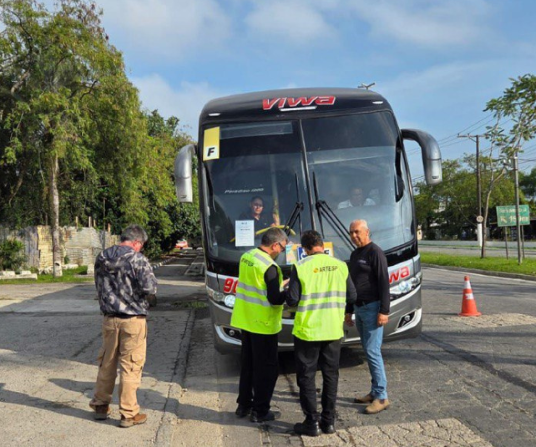A Prefeitura de Guarujá sancionou a Lei Complementar nº 350, que estabelece novas regras para a entrada, circulação, permanência...
