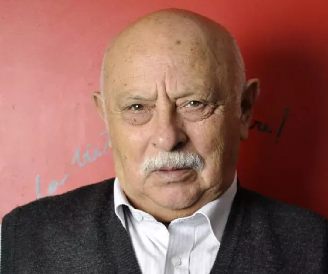 Após intensas discussões e bate-boca entre os parlamentares, a Comissão Parlamentar Mista de Inquérito (CPMI) que investiga fraudes...