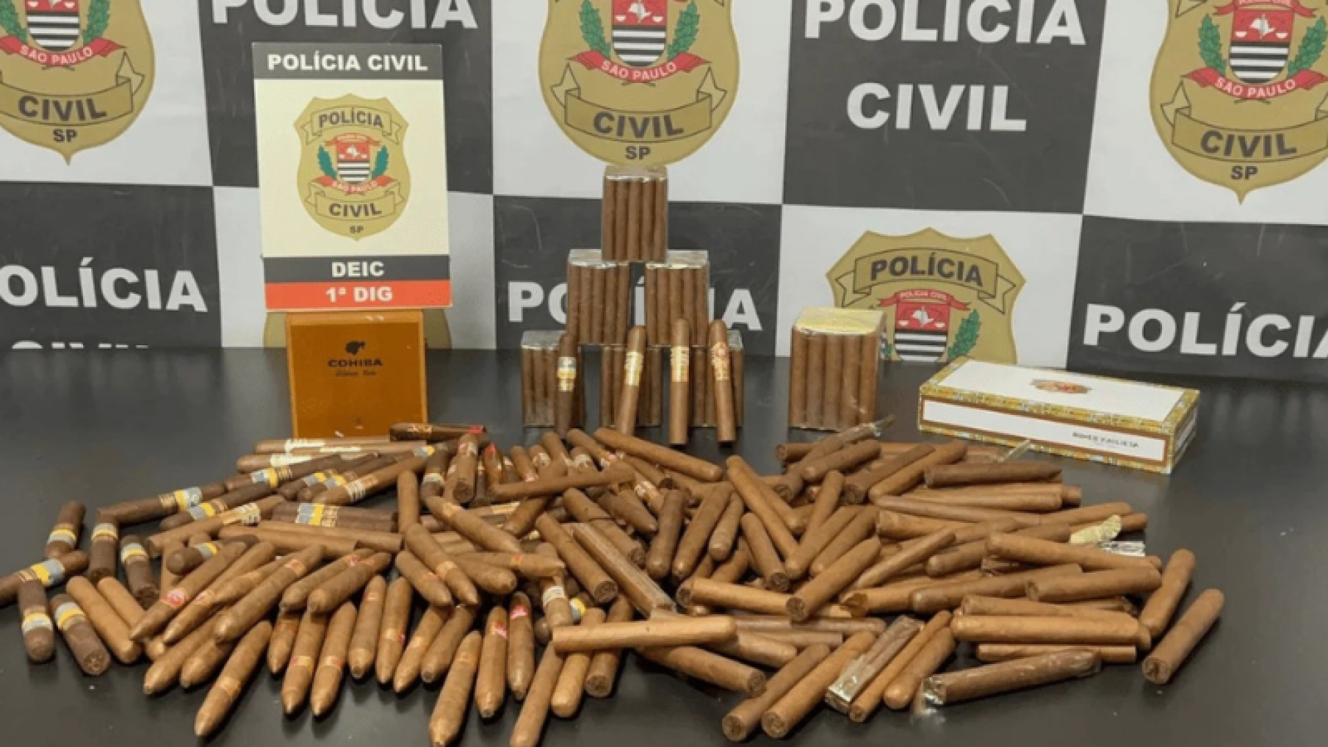 Um homem foi preso na manhã desta quinta-feira (2/10), suspeito de comercializar charutos cubanos falsificados em São Paulo.