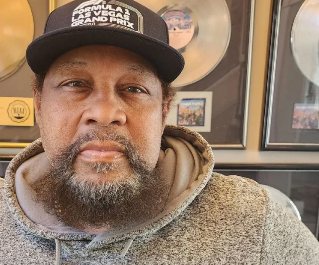 O mundo da música perdeu uma de suas vozes mais icônicas e vibrantes. Victor Willis, membro fundador e vocalista original do Village...