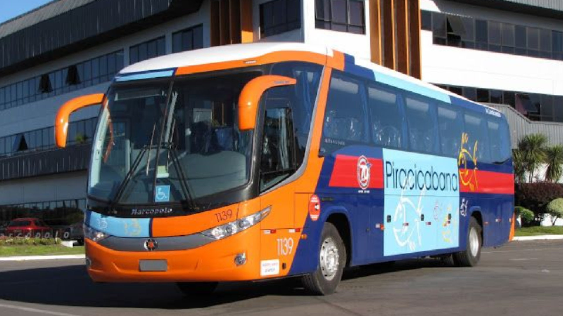 Um homem de 60 anos morreu na manhã de quarta-feira (7) após sofrer um mal súbito dentro de um ônibus em São Vicente...