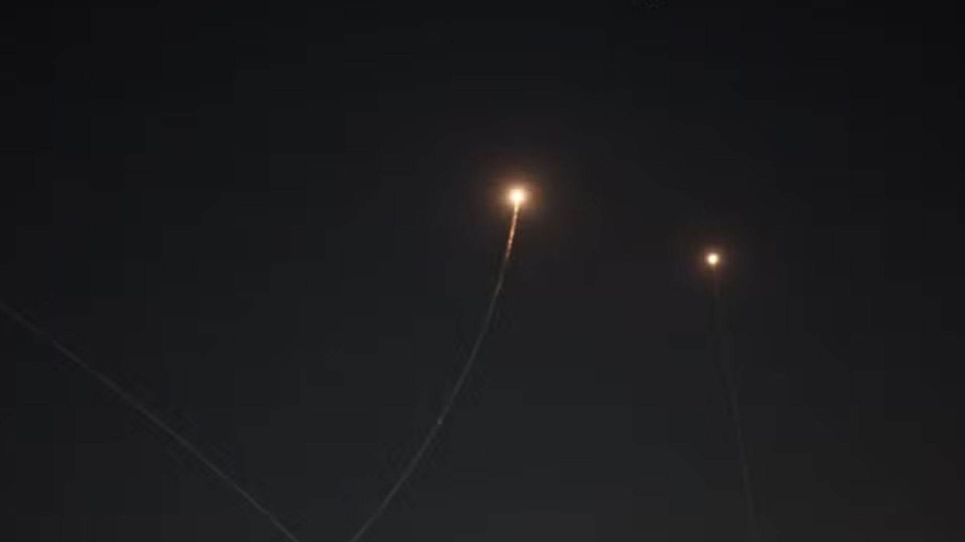 Hezbollah lança foguetes contra Israel após negociações