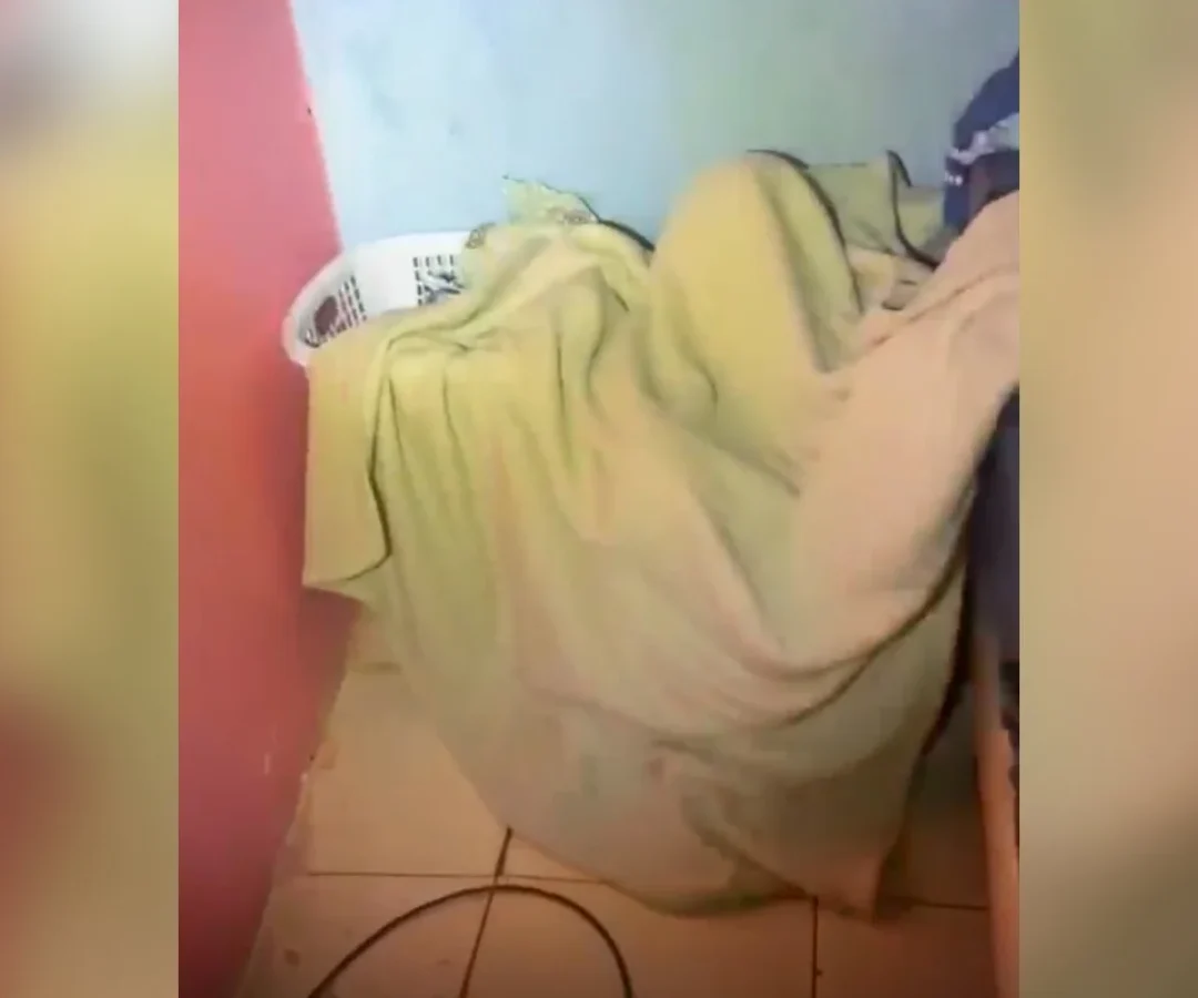 ''Achou! É pique esconde, é?'' Diz PM após prender foragido escondido em cobertor no DF