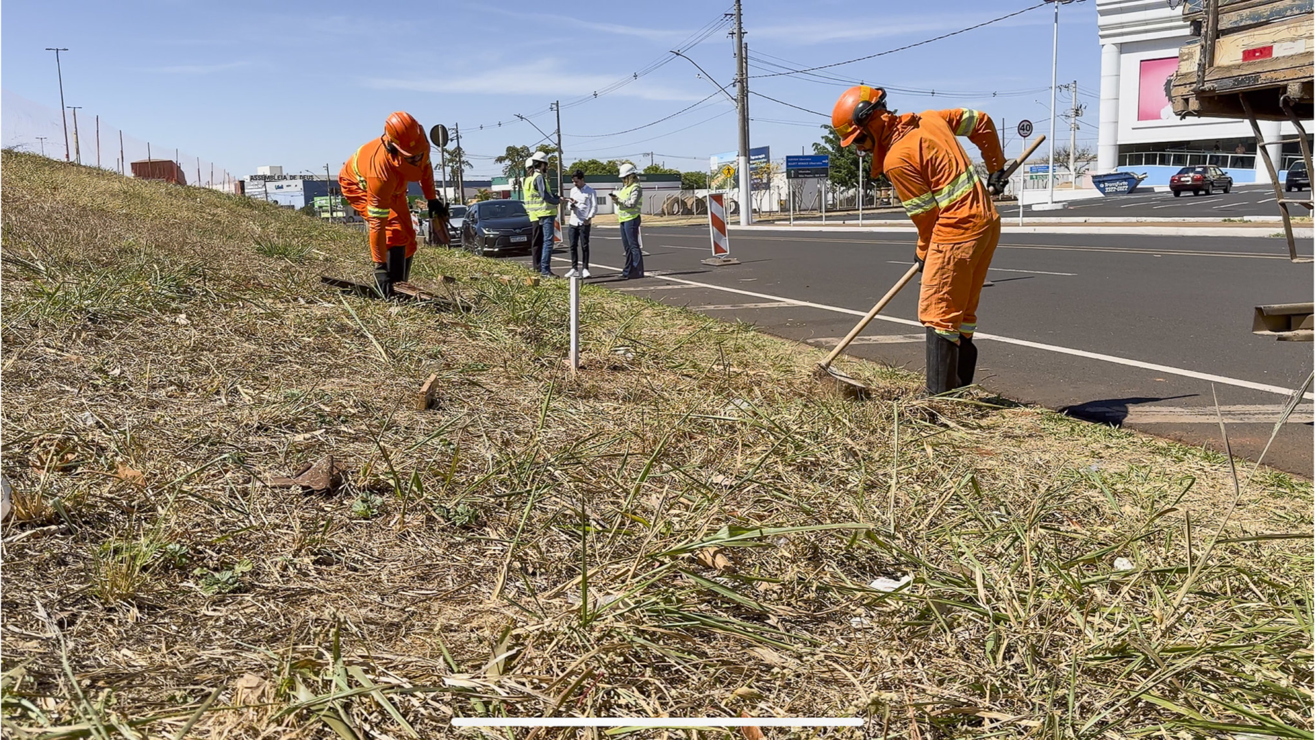 Após cobranças da prefeita Elisa, Ecovias inicia construção nos km 171 e 175