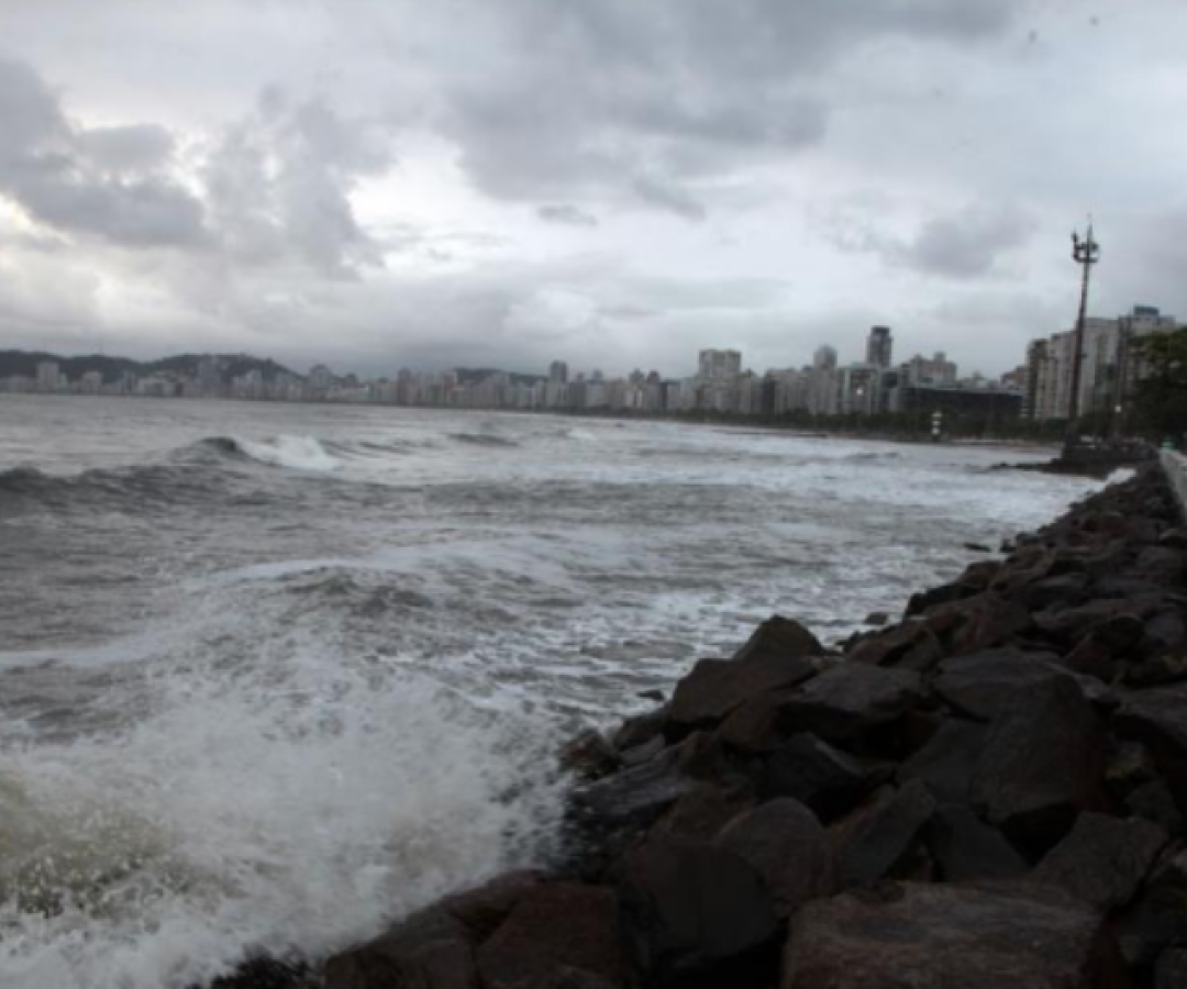Ciclone extratropical pode causar ventos de até 110 km/h no litoral de SP