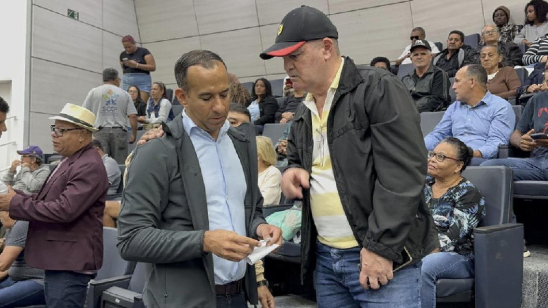 Audiência em Guarujá discute impactos sociais de túnel Santos–Guarujá e reforça compromisso com moradores