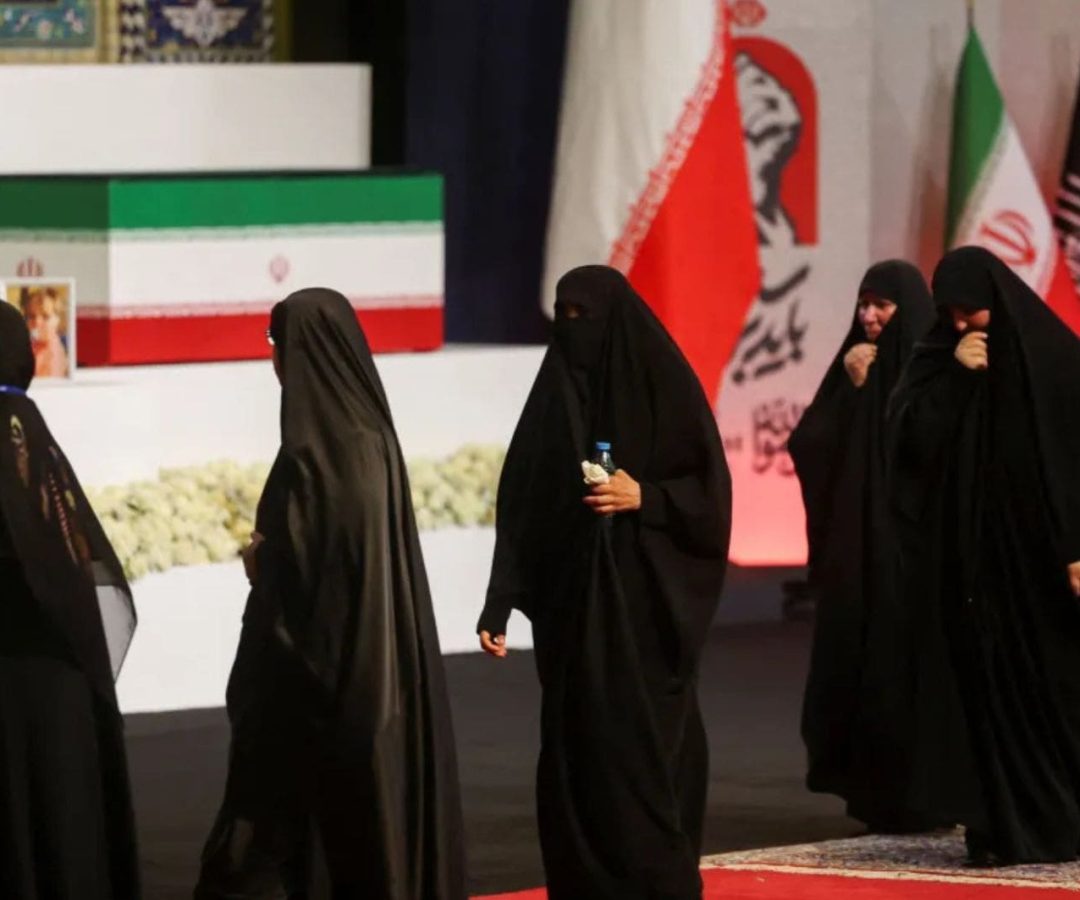 Iranianos pedem vingança contra Trump