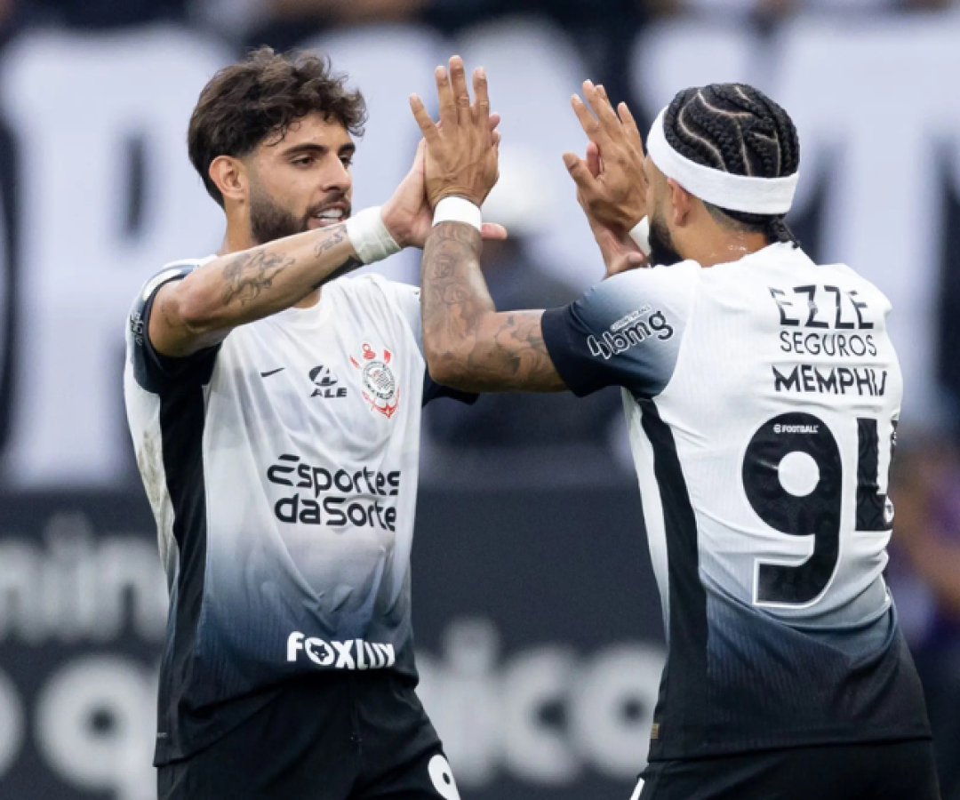 O Corinthians volta a enfrentar problemas no ataque. Dorival Júnior perdeu Memphis Depay, com lesão muscular na coxa, e Yuri Alberto...