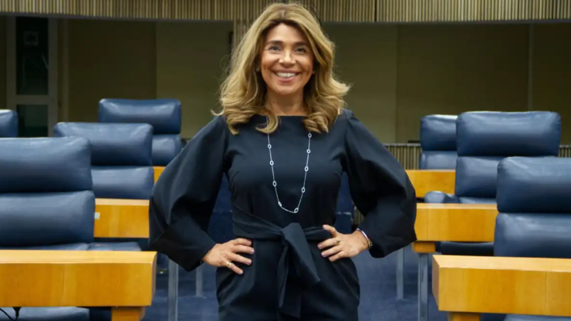 "Mulher branca, bonita e rica": fala de vereadora termina em tumulto na Câmara