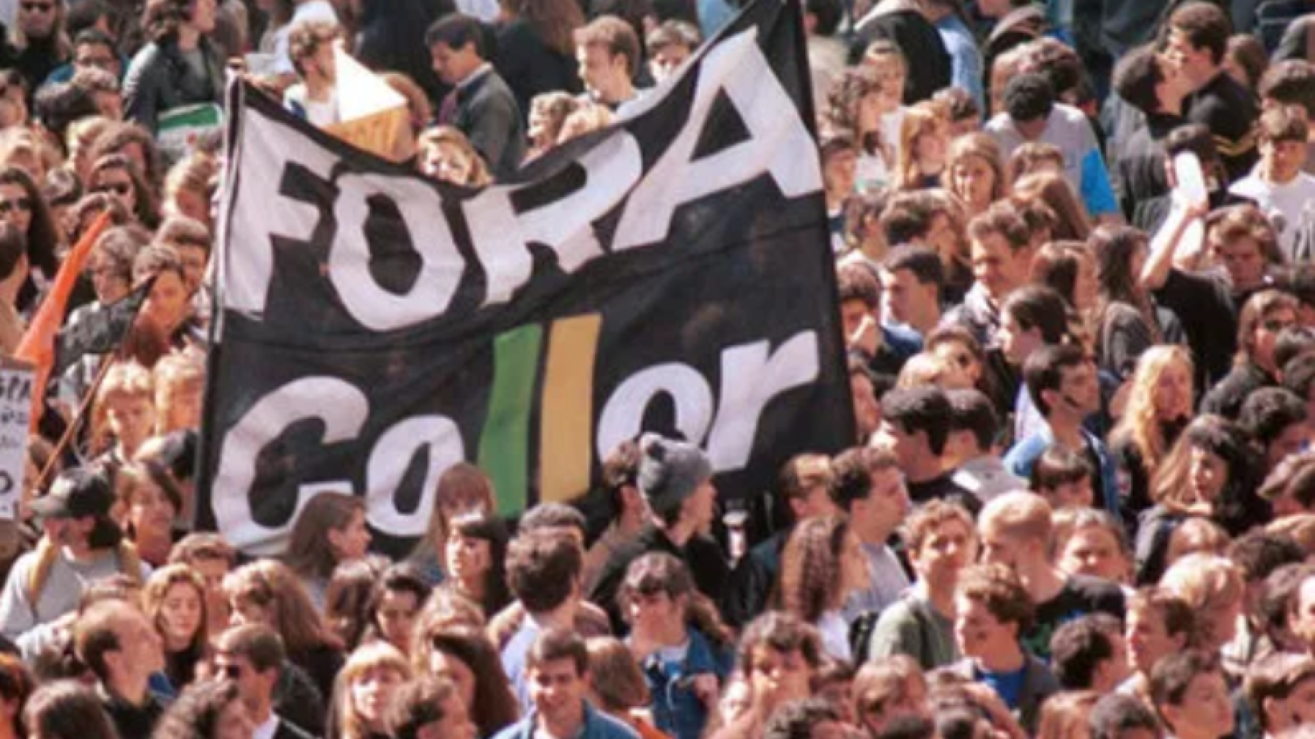 Parece notícia velha, mas não é. Collor depois de roubar, cumprirá pena em casa; OPINIÃO!