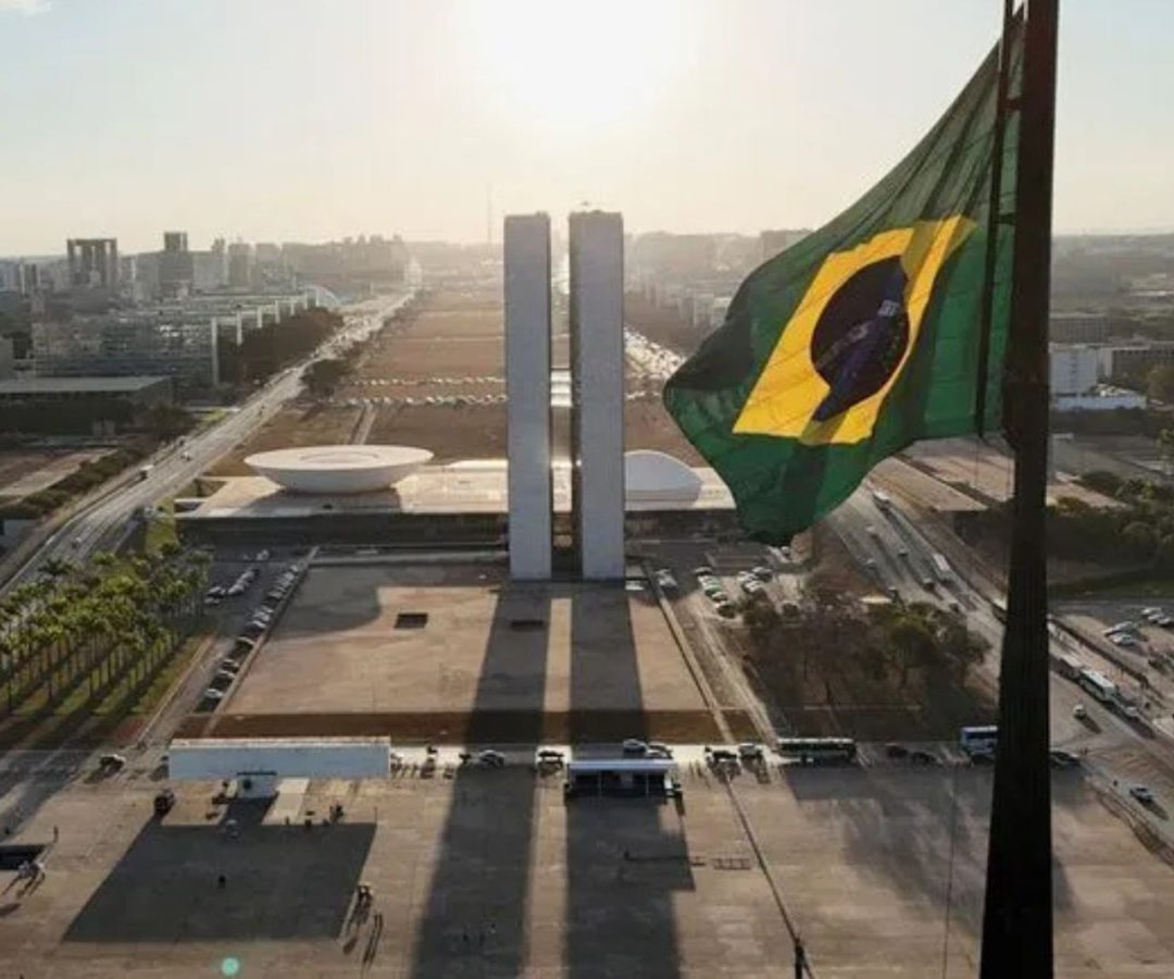 Lula bate recorde no pagamento de emendas