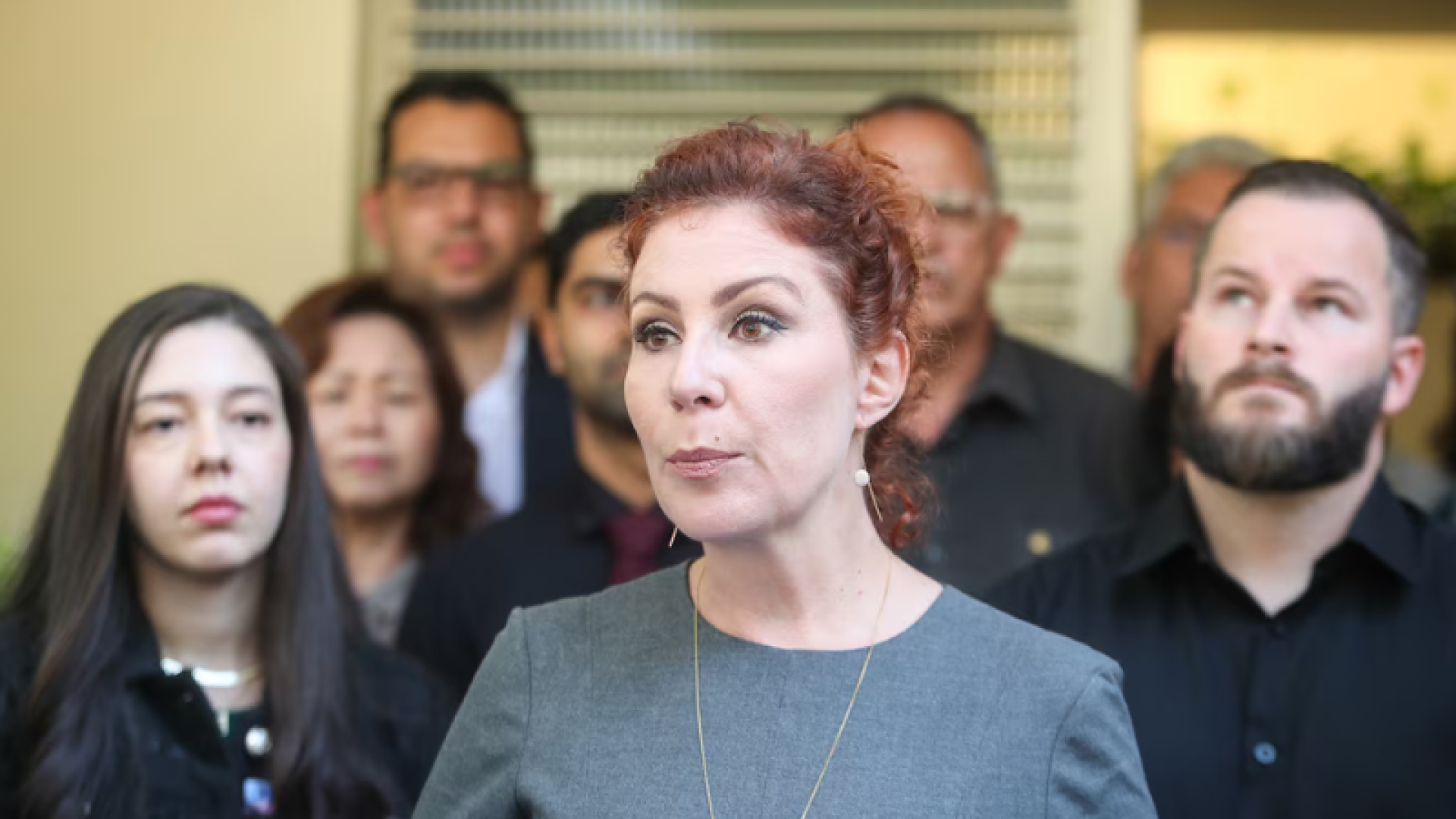 A deputada federal Carla Zambelli (PL-SP), considerada foragida da Justiça brasileira, compareceu nesta quarta-feira (13) ao Tribunal de Apelações...