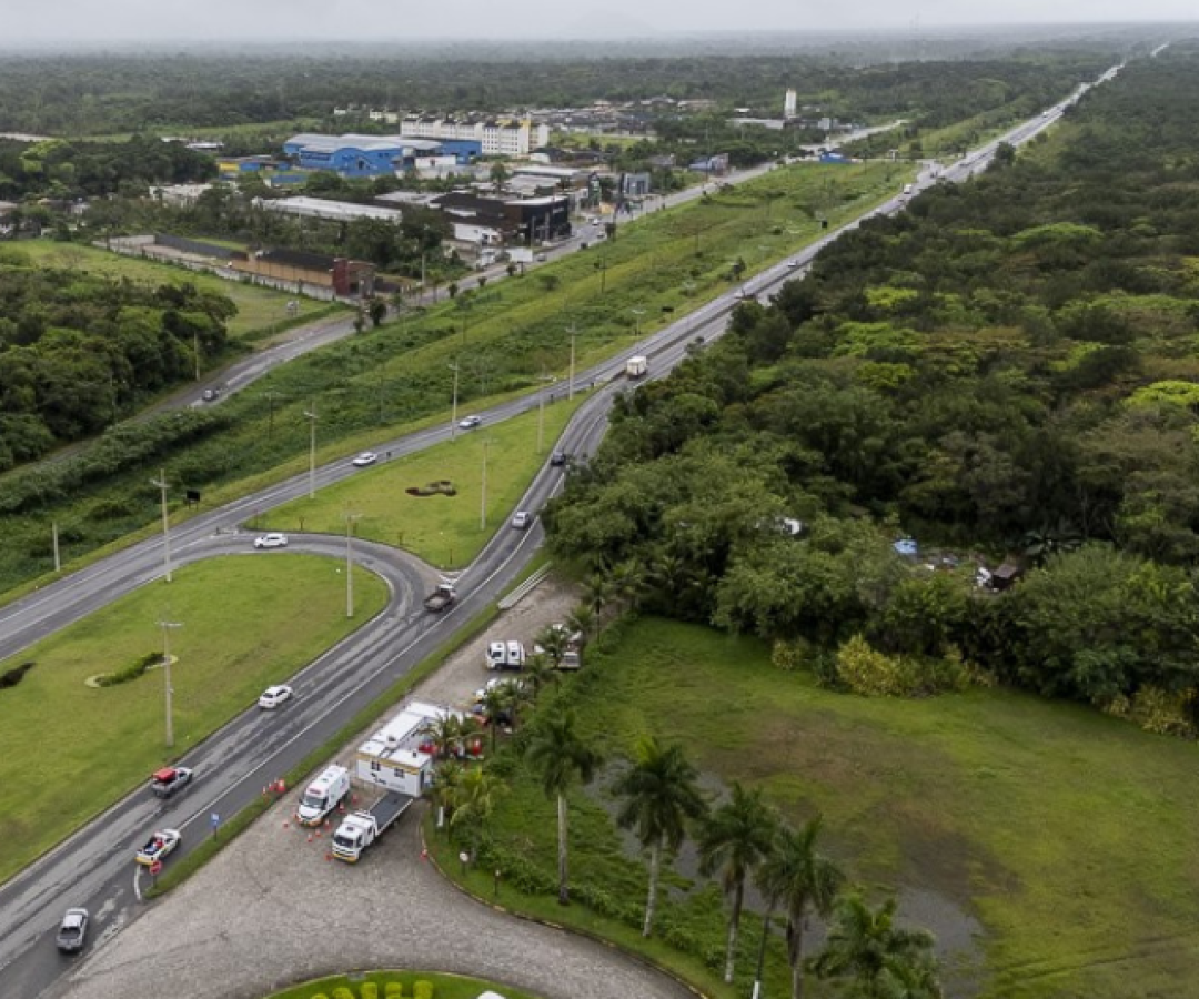 Motoristas que trafegam pela SP–055 – Rodovia Doutor Manoel Hipólito do Rego, em Bertioga, devem redobrar a atenção a partir da manhã...