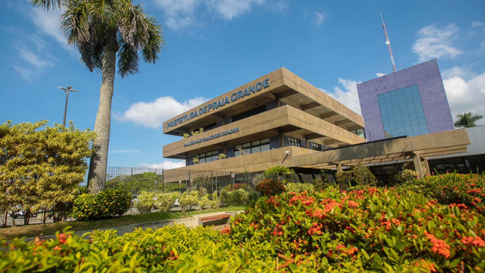 O Posto de Atendimento ao Trabalhador (PAT) de Praia Grande está com 27 vagas abertas em diferentes áreas, sendo a maioria delas no setor...
