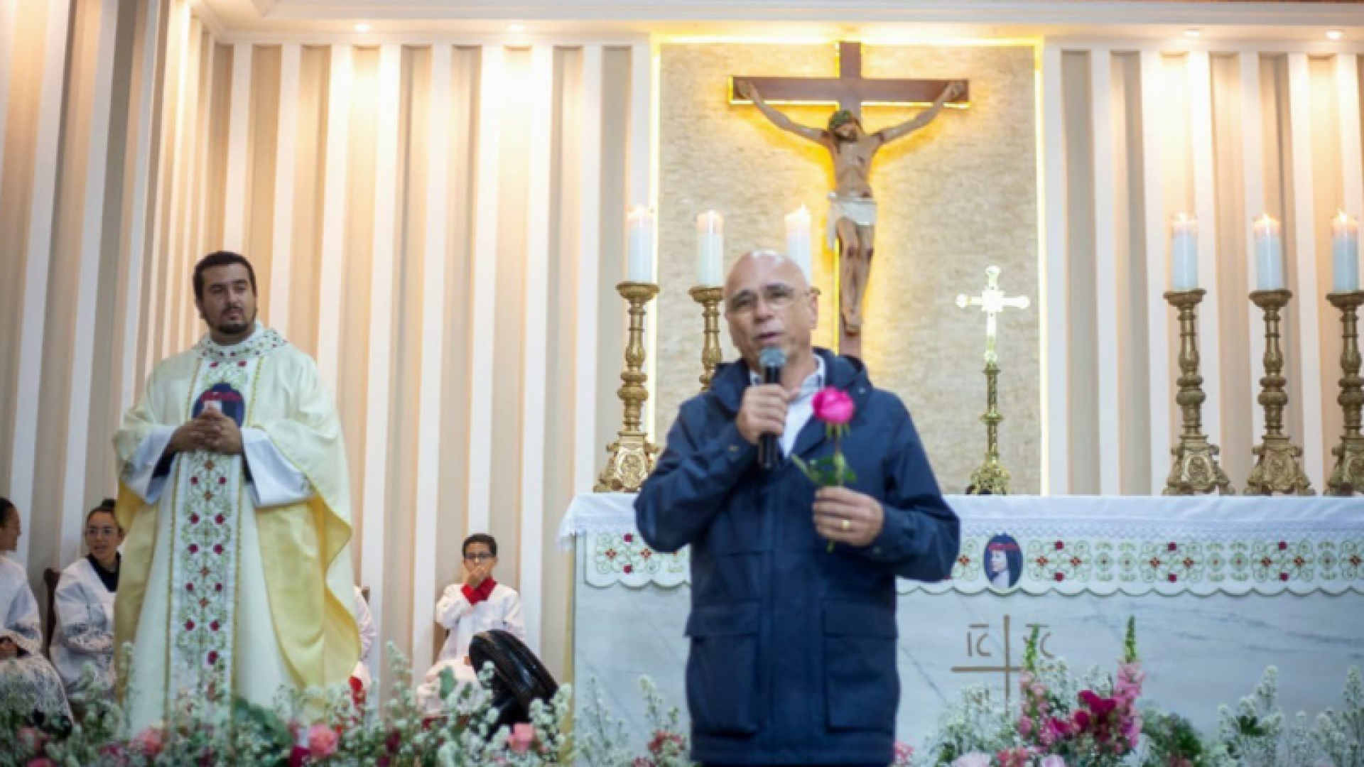 A Paróquia Santa Rosa de Lima, no bairro Santa Rosa, em Guarujá, encerrou no último domingo (24) a tradicional Festa de Santa Rosa...