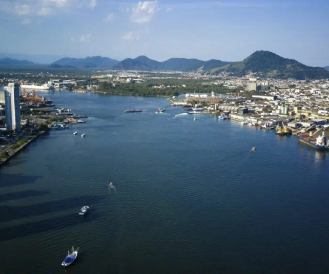 O Túnel Imerso Santos–Guarujá, primeiro do tipo no Brasil, deve se tornar um marco em mobilidade inteligente e sustentável.