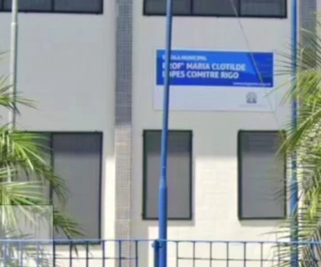 Um menino autista de 9 anos foi agredido por um grupo de colegas ao tentar defender o irmão mais velho, vítima de bullying...