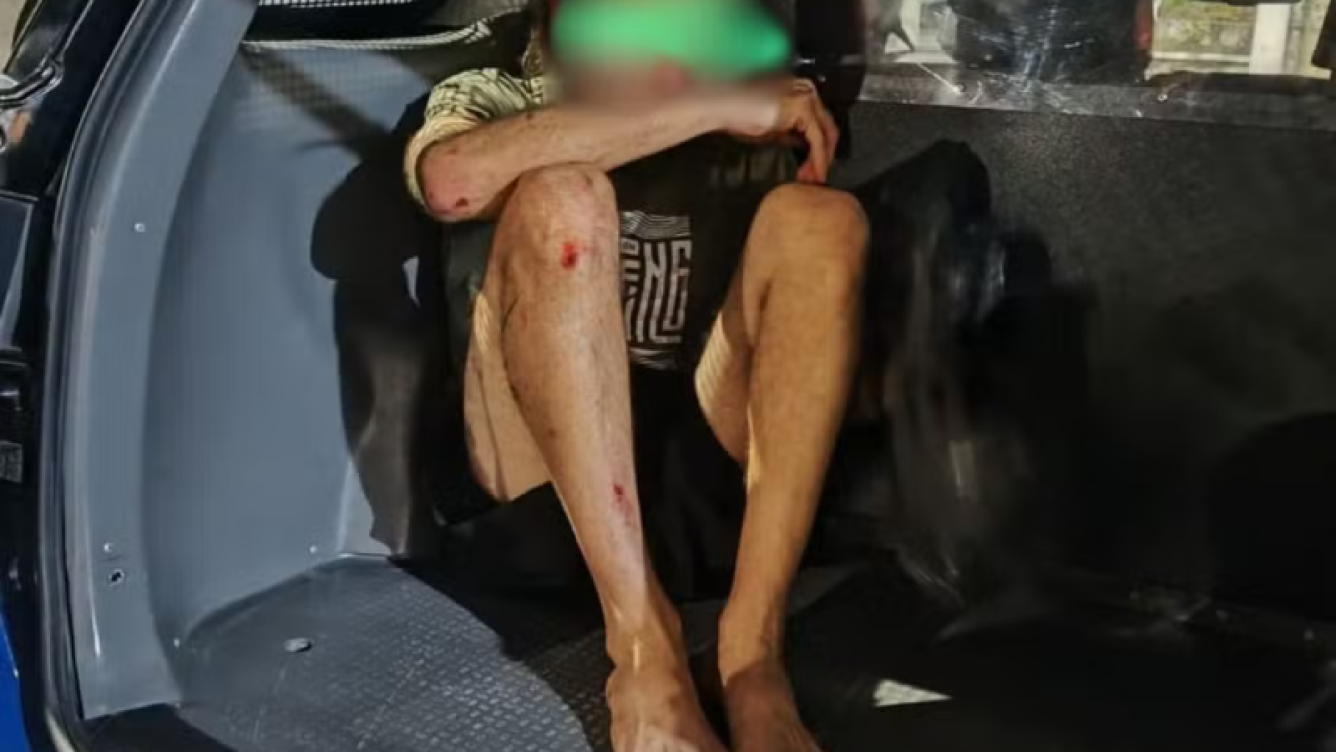 Um homem de 47 anos foi agredido por moradores após ser flagrado em ato de masturbação próximo a um grupo de adolescentes no Parque...