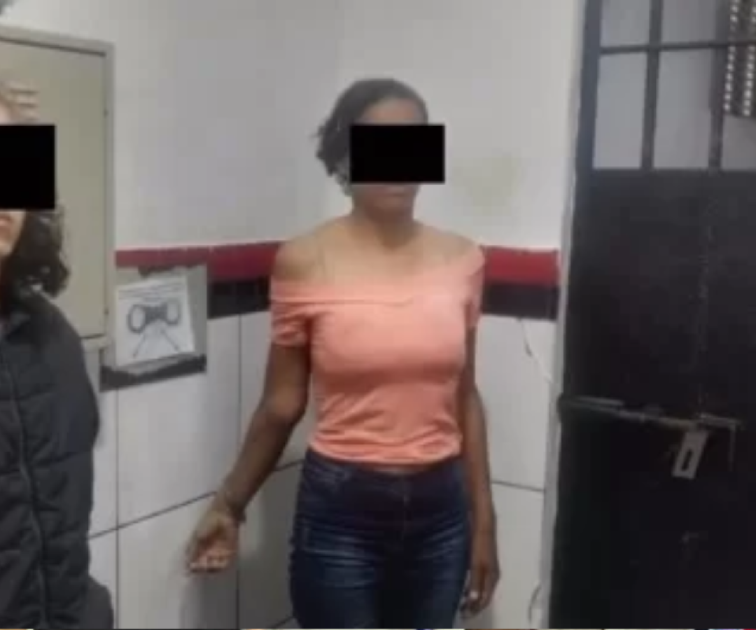 Um casal foi preso na tarde de quinta-feira (4) por furtar produtos de uma loja localizada na Avenida Thiago Ferreira, em...