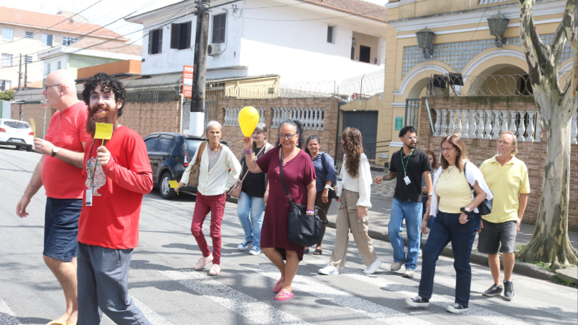 O Caps Centro, em Santos, promoveu nesta segunda-feira (15) a “Capsminhada”, ação integrada à campanha Setembro Amarelo, que tem como...