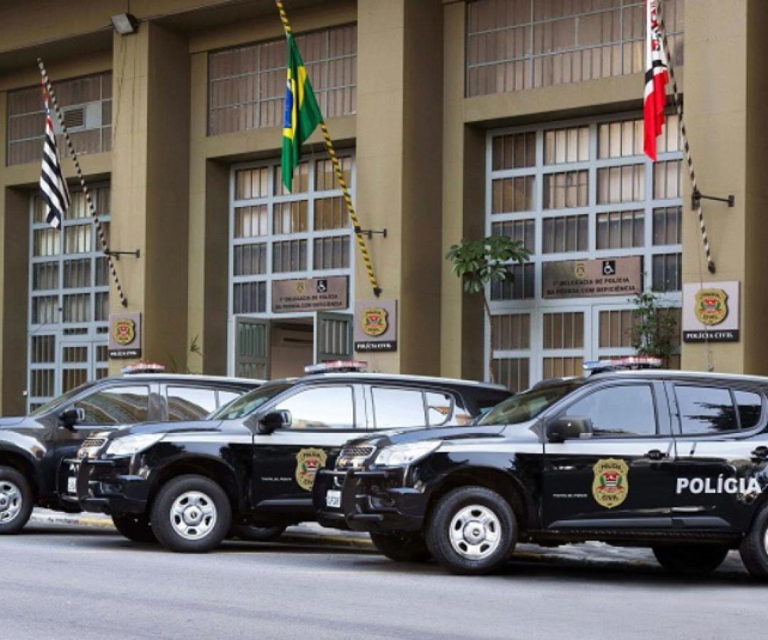 Após a execução do ex-delegado e secretário de Administração de Praia Grande, Ruy Ferraz Fontes, o secretário de Segurança Pública...