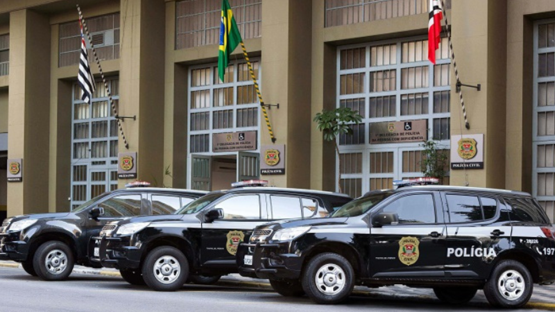 Após a execução do ex-delegado e secretário de Administração de Praia Grande, Ruy Ferraz Fontes, o secretário de Segurança Pública...