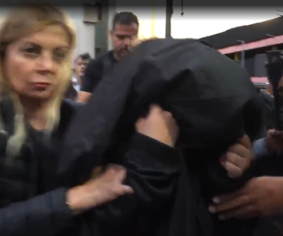 Na madrugada desta quinta-feira (18), Dahesly Oliveira Pires, de 25 anos, foi presa após prestar depoimento no Departamento...