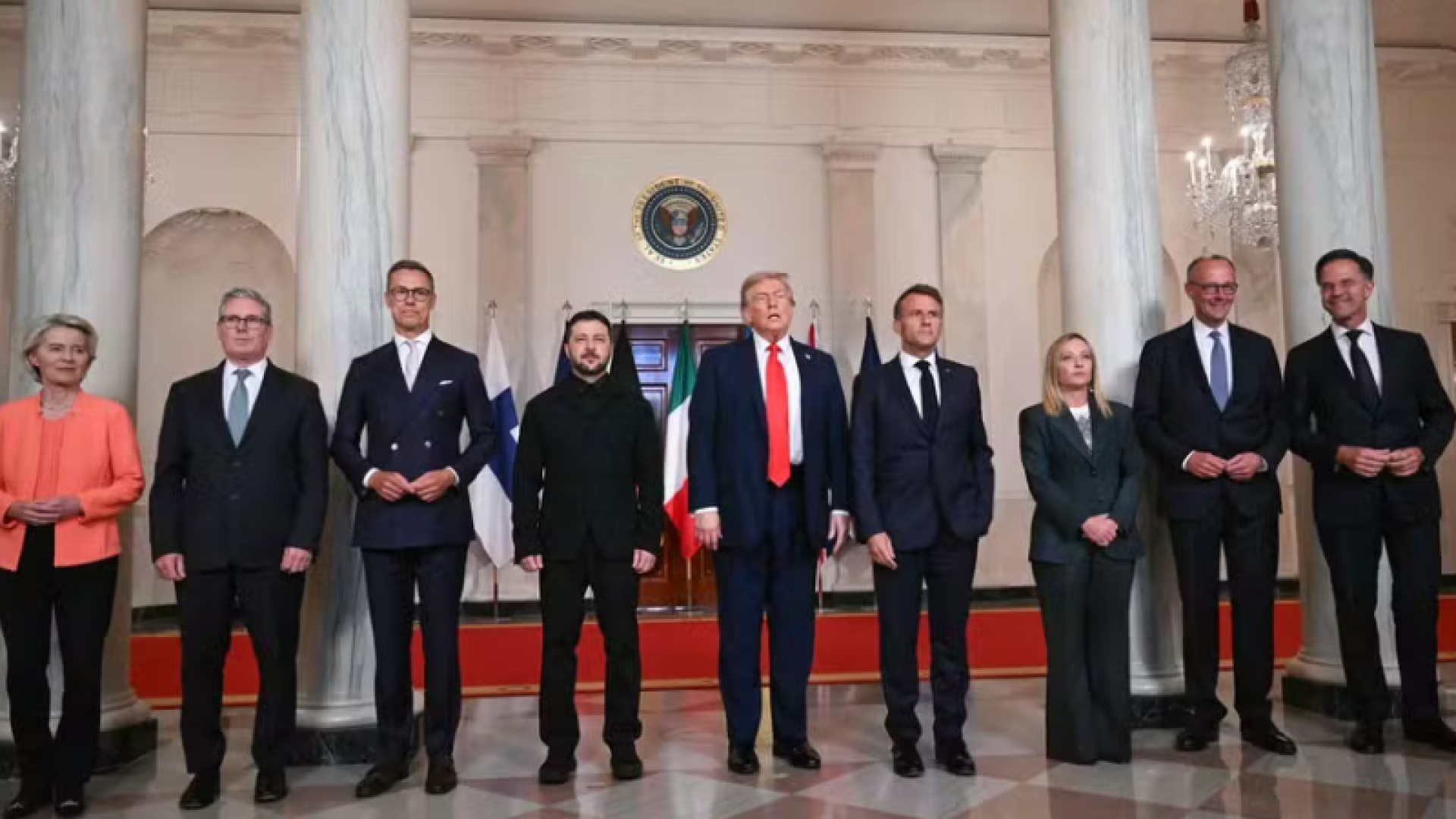 O presidente dos Estados Unidos, Donald Trump, afirmou nesta segunda-feira (18) que um acordo sobre garantias de segurança para a