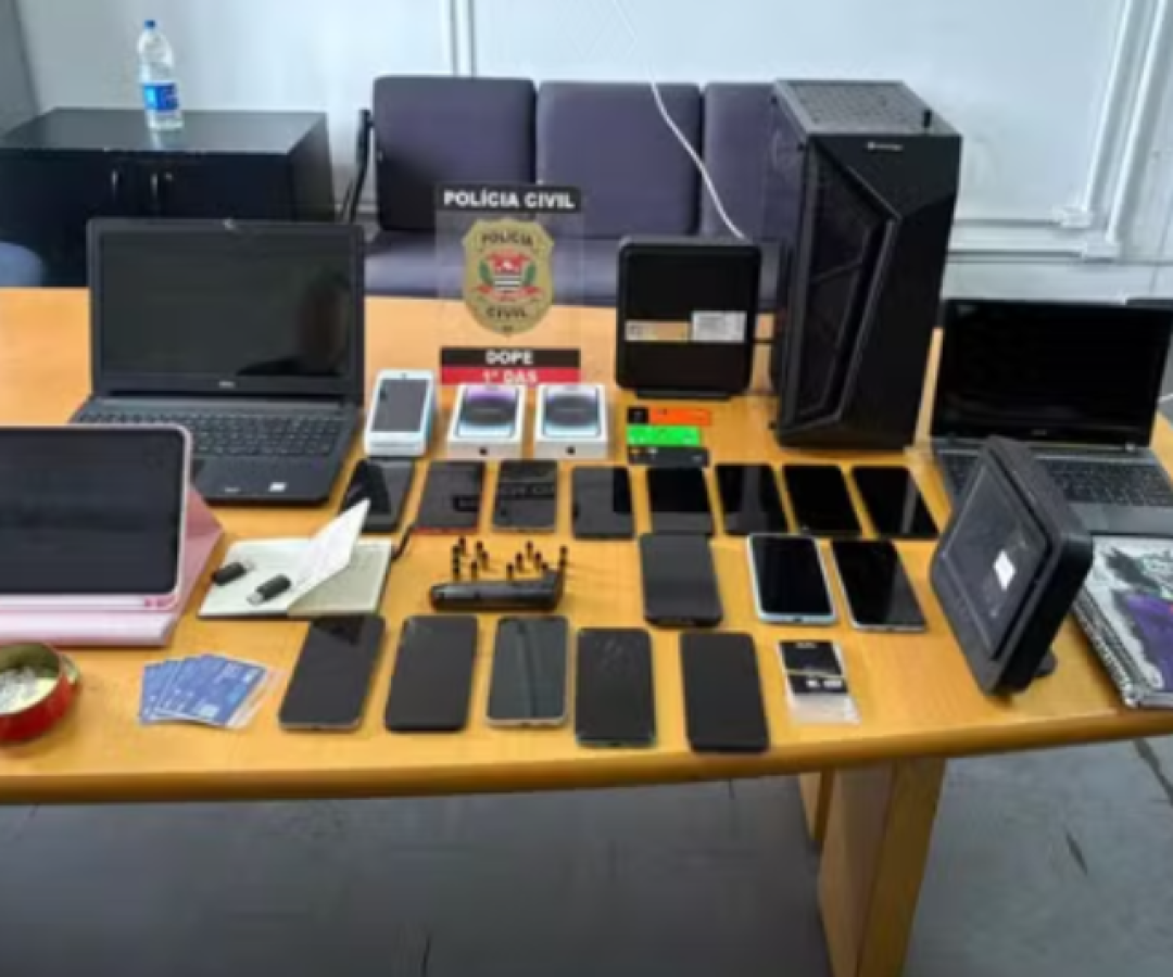 Trio é preso em operação contra golpe do falso advogado após vítima perder R$ 20 mil