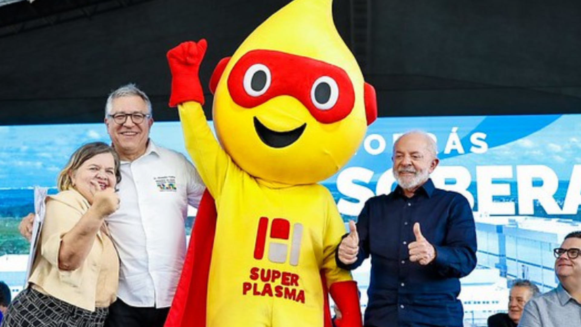 O presidente Luiz Inácio Lula da Silva criticou, nesta quinta-feira (14), o bloqueio dos Estados Unidos (EUA) contra Cuba e defendeu o