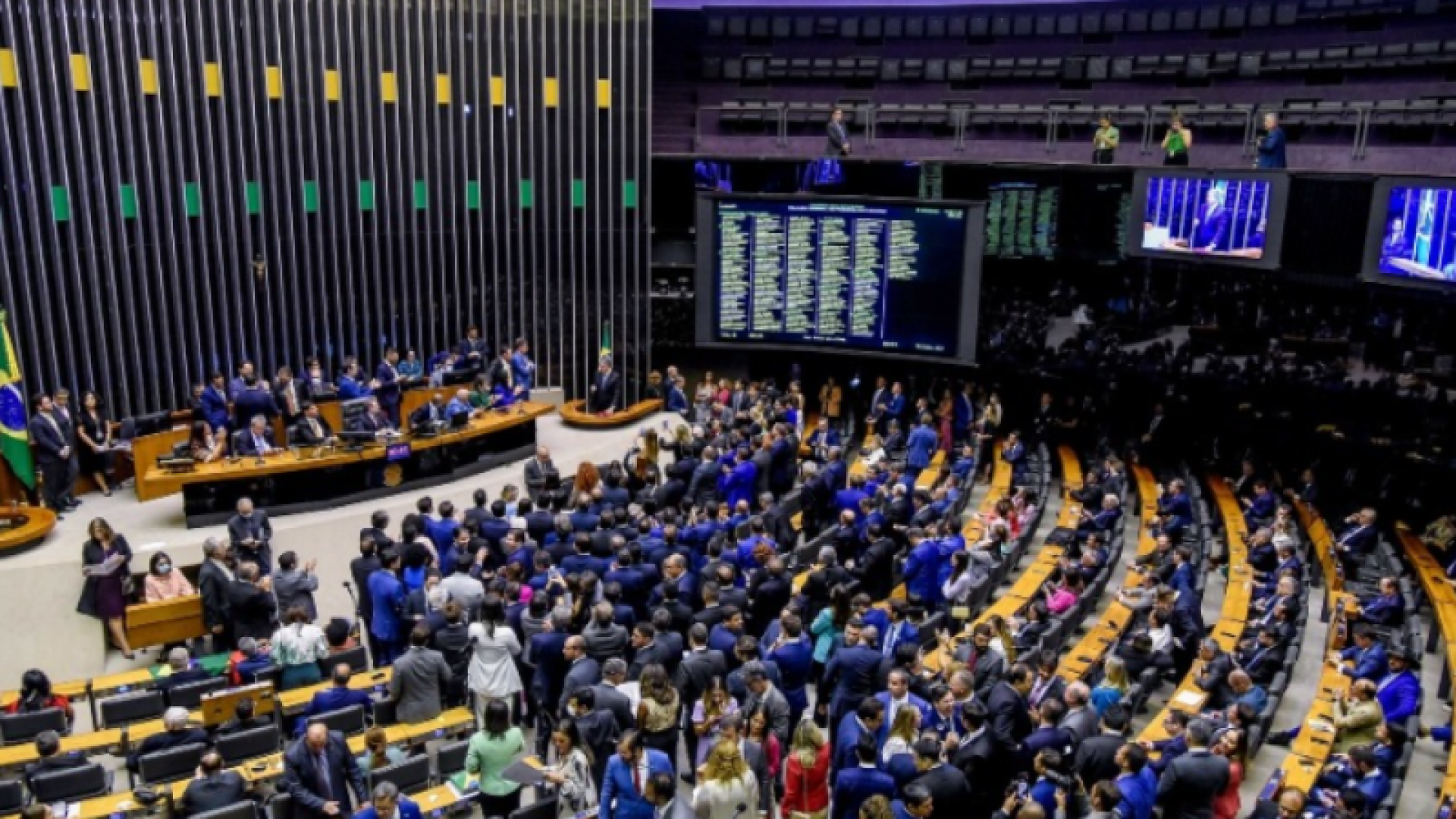 Câmara vota nesta quarta propostas que impactam blindagem parlamentar e foro privilegiado