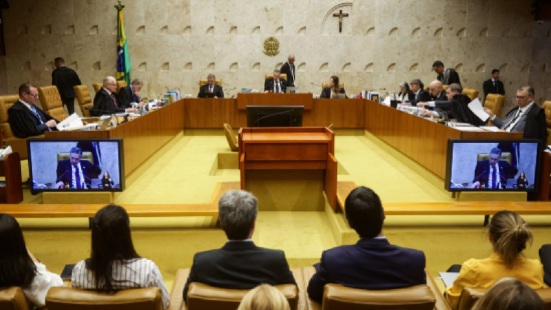 STF prepara reação caso Congresso aprove anistia a condenados do 8 de Janeiro