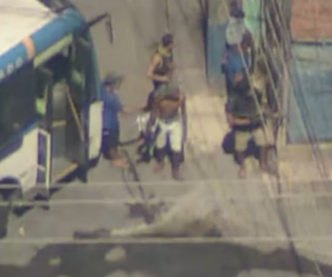 Operação em Senador Camará deixa 8 mortos e provoca caos na Zona Oeste do Rio