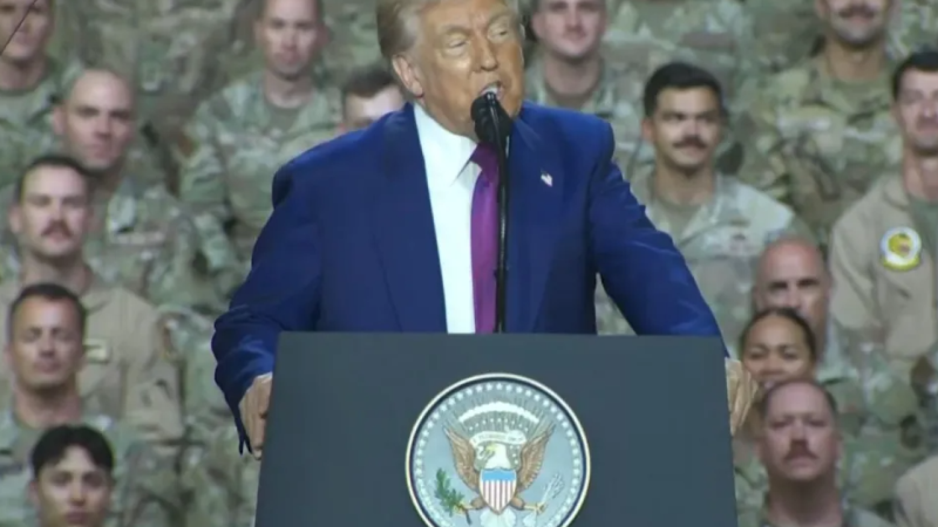 Trump quer renomear o Pentágono para "Departamento de Guerra" nos EUA