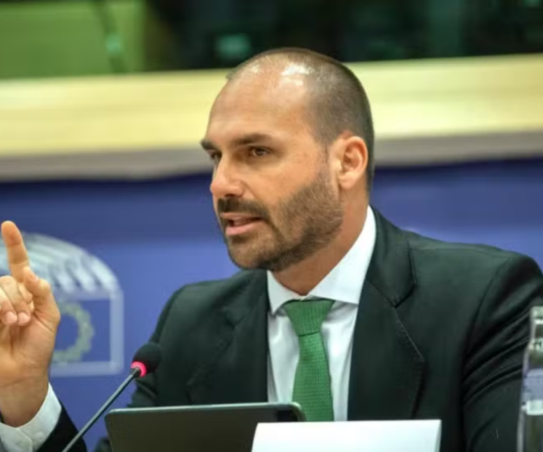 PEC da Blindagem: pode determinar retorno de Eduardo Bolsonaro
