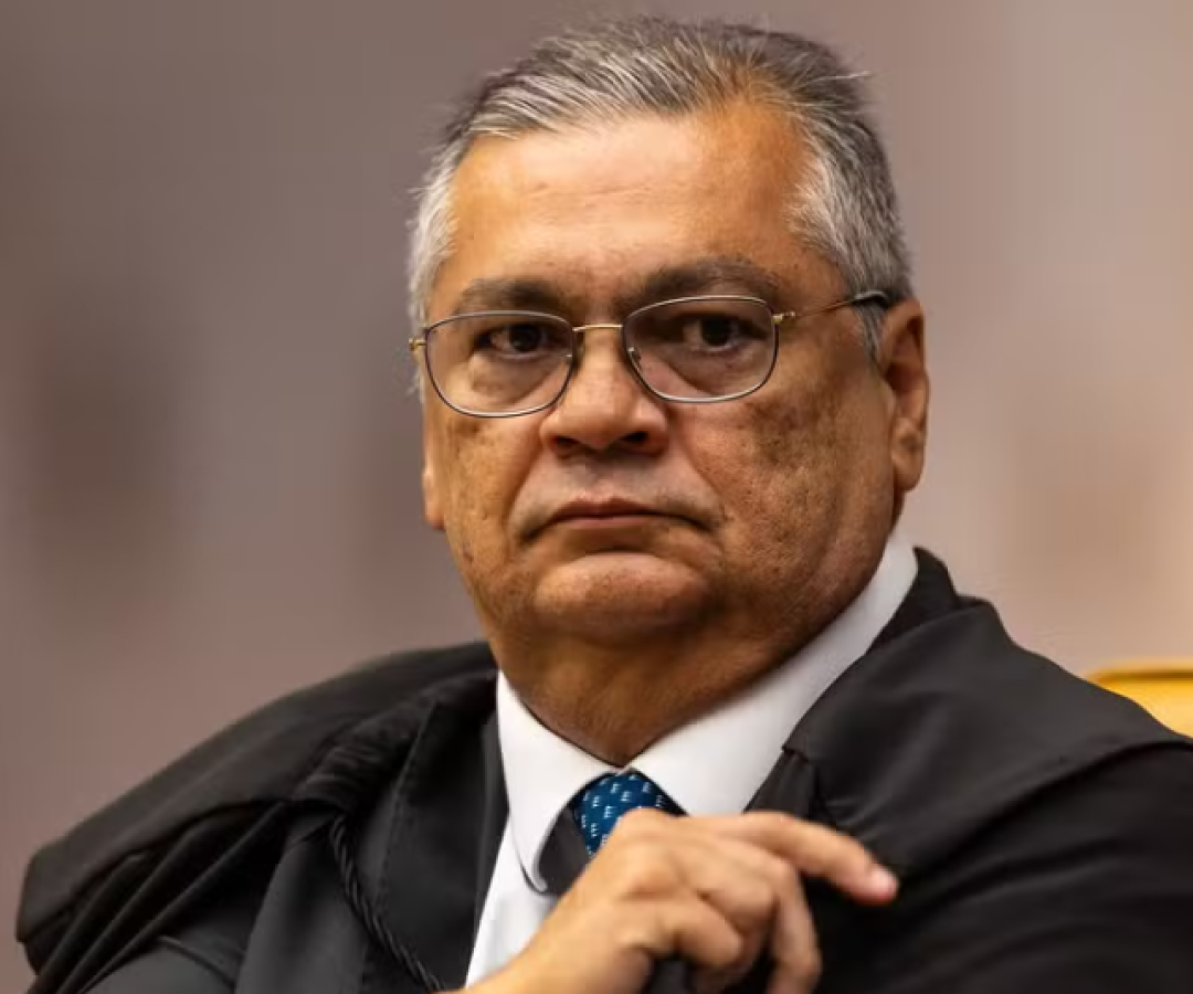 Dino abre inquérito contra Bolsonaro com base em relatório da CPI da Covid