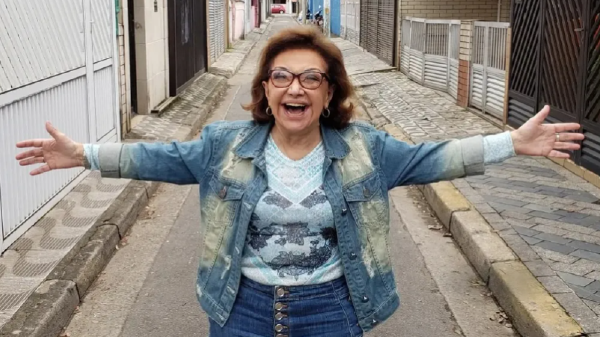 Telma de Souza sofre mal súbito em casa e está internada em Santos
