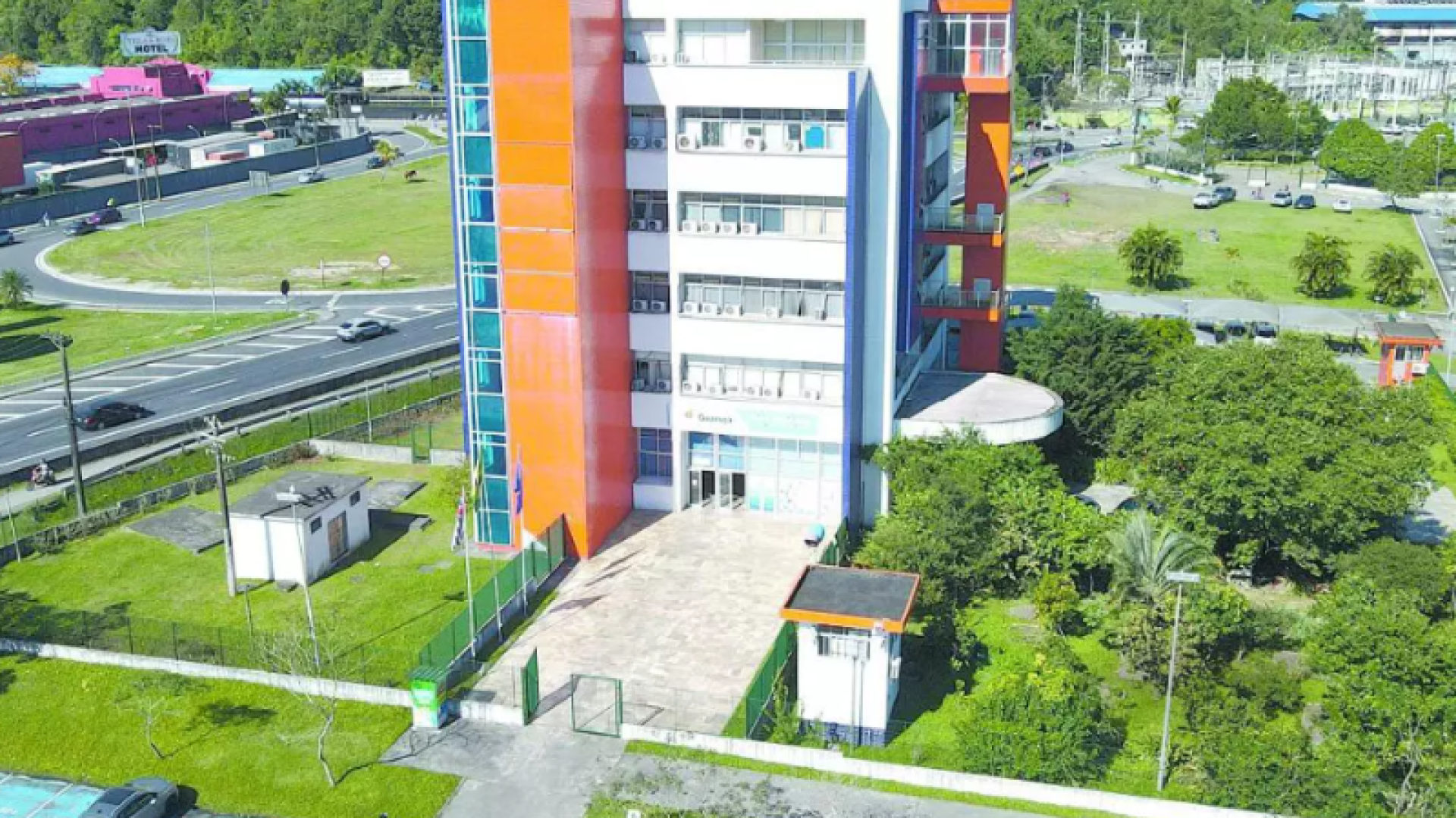 Guarujá: edital de R$ 3 milhões para playgrounds é paralisado por decisão do TCE