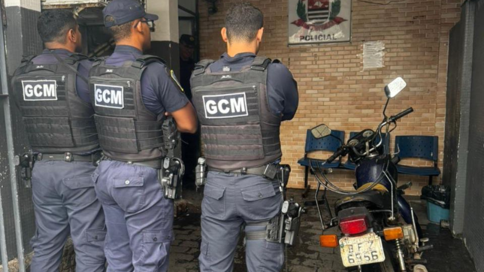 Motocicleta roubada é recuperada pela GCM de São Vicente