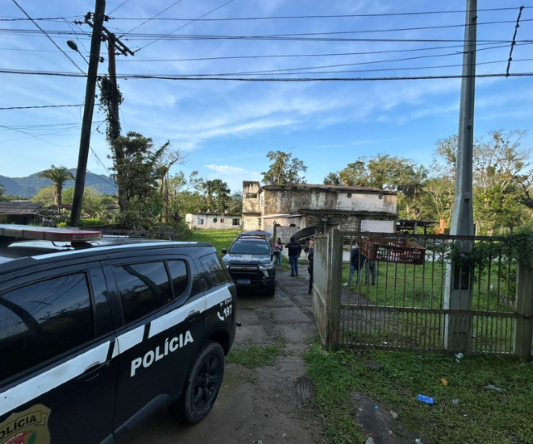 Polícia Civil prende “Leão Banguelo”, suspeito de liderar organização criminosa na Baixada Santista