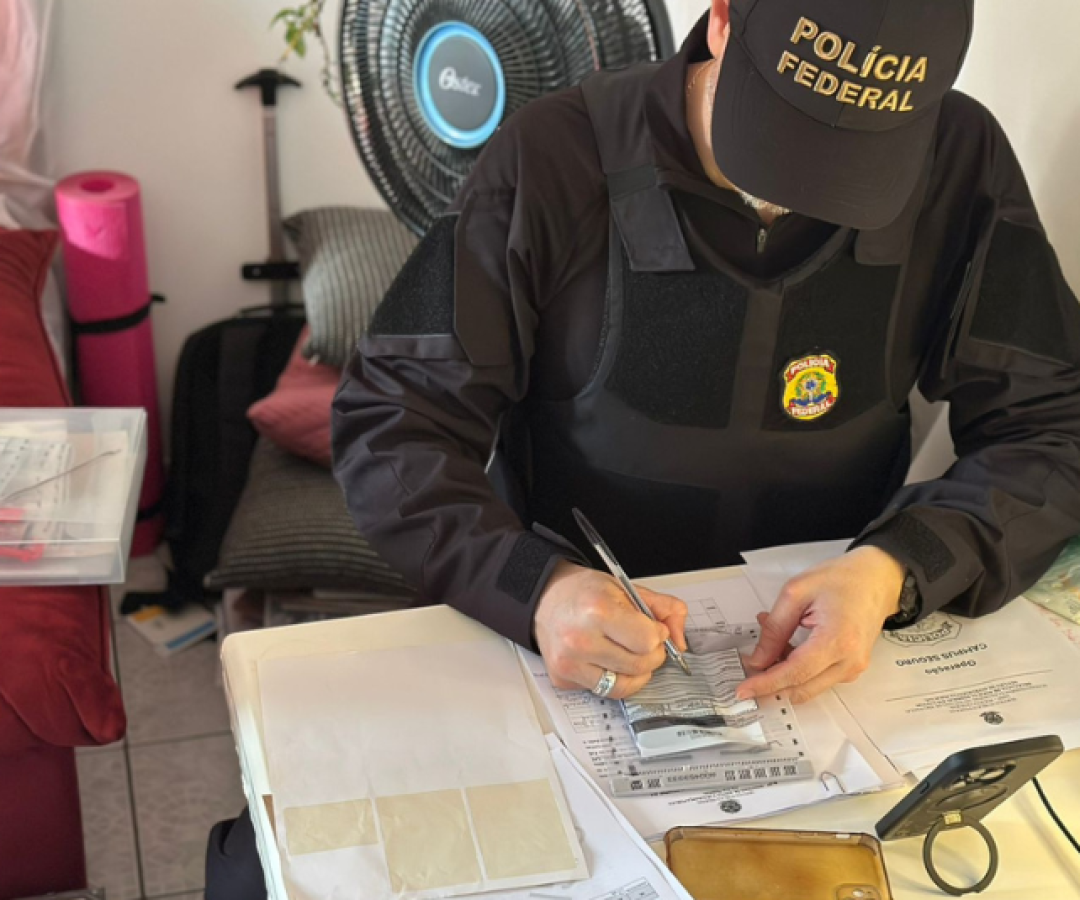 Polícia Federal deflagra operação contra ameaças à Unifesp em Santos