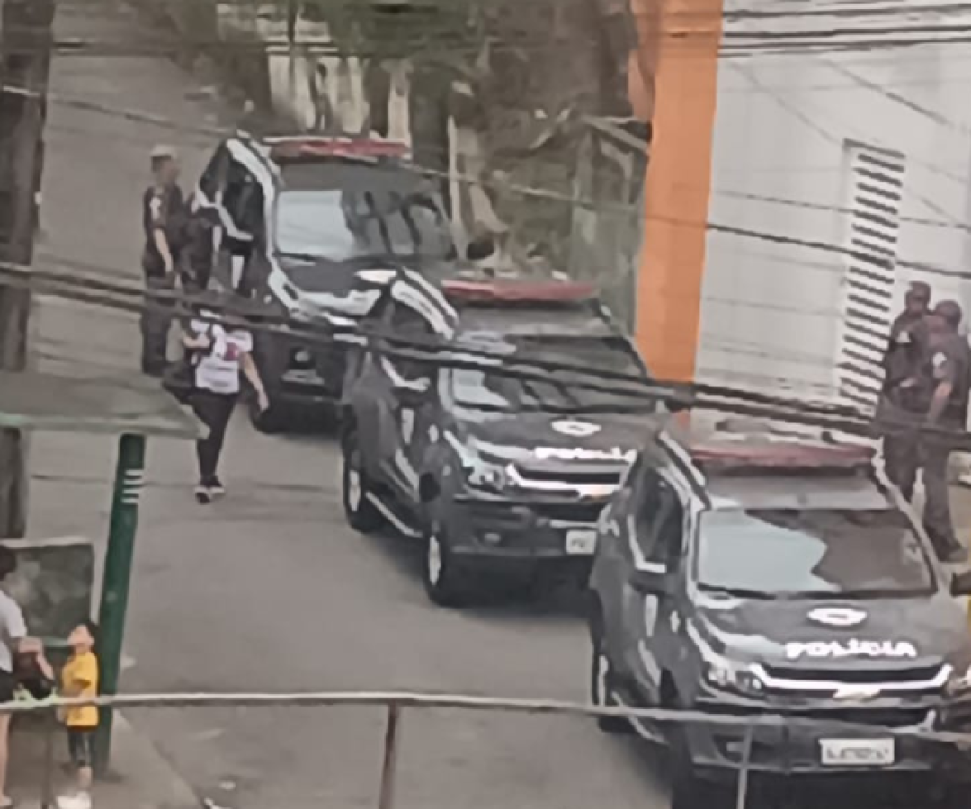 Adolescente morre em confronto com a PM no Morro do São Bento, em Santos