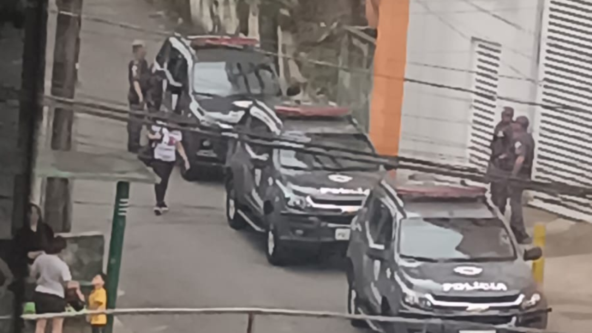 Adolescente morre em confronto com a PM no Morro do São Bento, em Santos