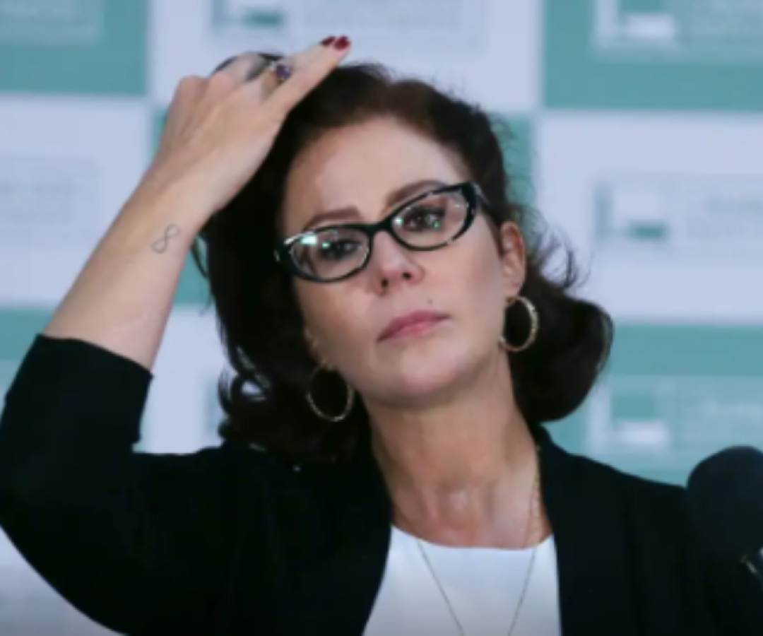 A Advocacia-Geral da União (AGU) informou nesta terça-feira (19) que a Justiça da Itália manteve a prisão da deputada Carla Zambelli (PL-SP).
