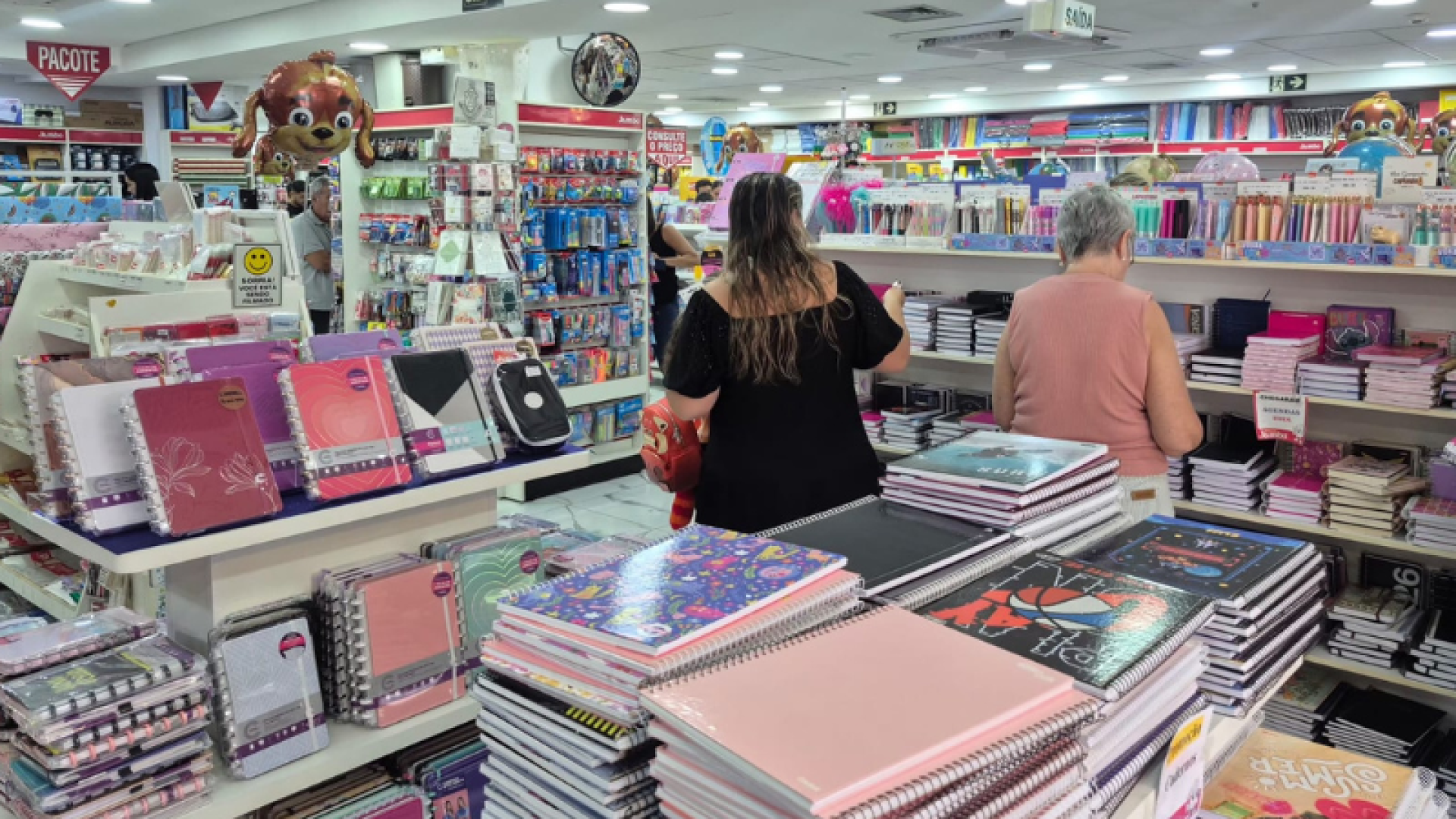 Venda de materiais escolares movimenta comércio na Baixada Santista com alta de mais de 10%