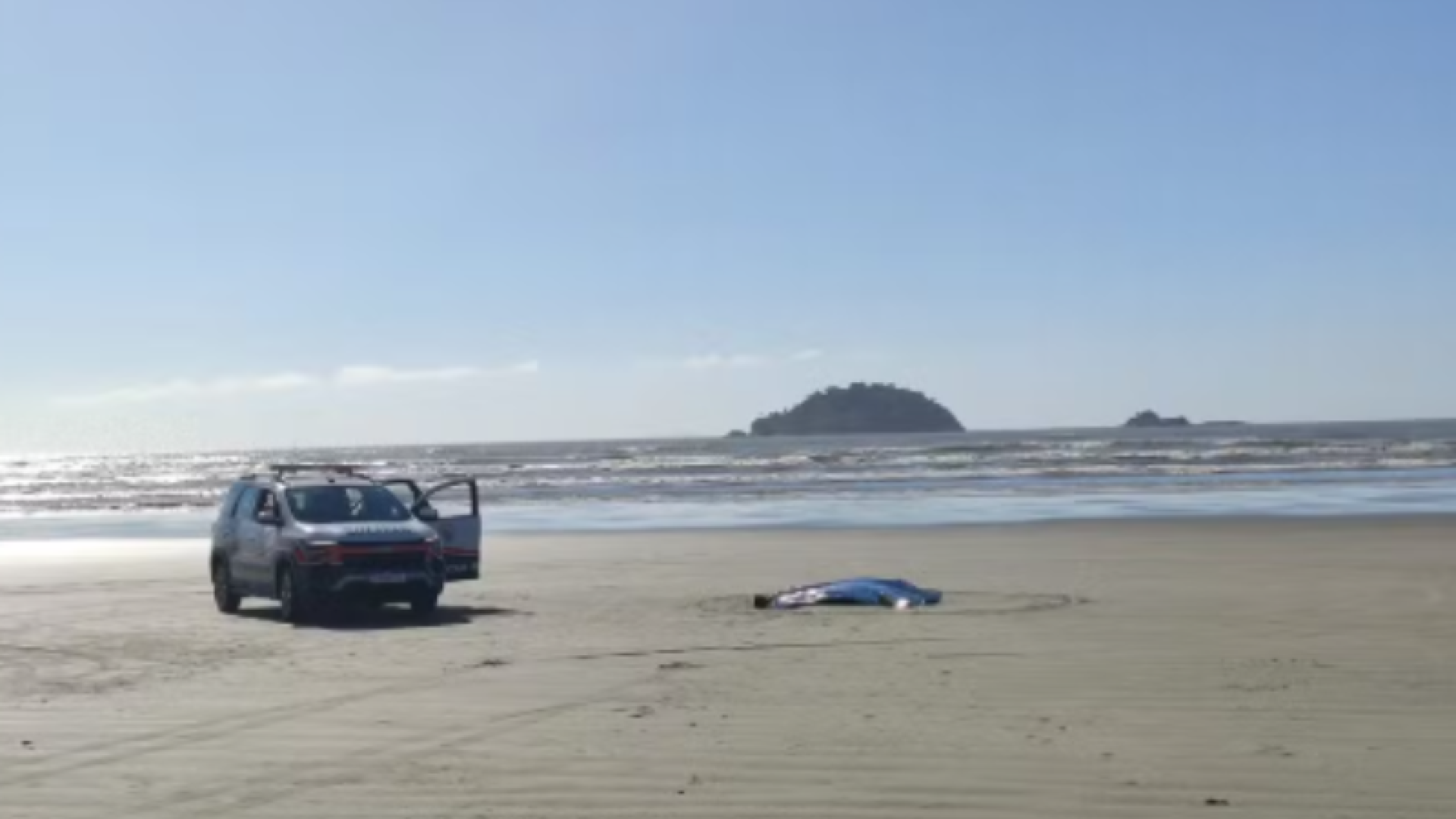 Corpo com ferimento na cabeça é encontrado na Praia do Guaraú, em Peruíbe