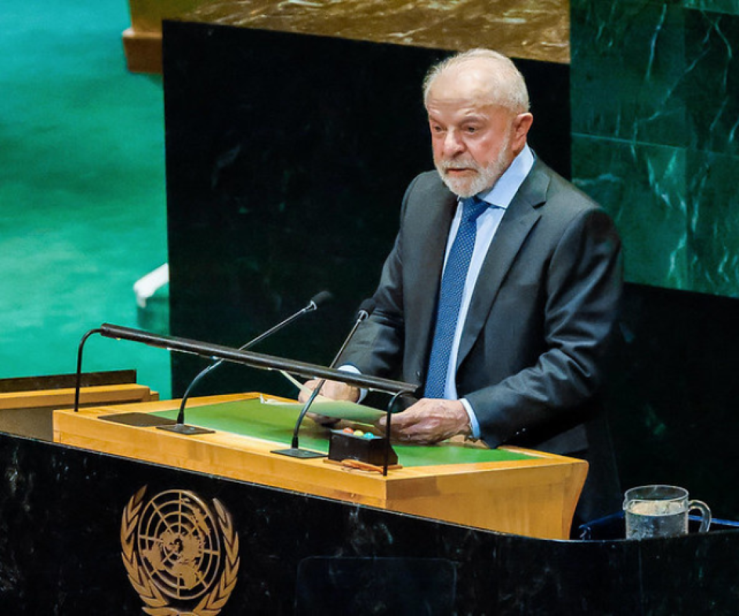 Lula faz autocrítica em encontro em NY e questiona avanço da extrema direita