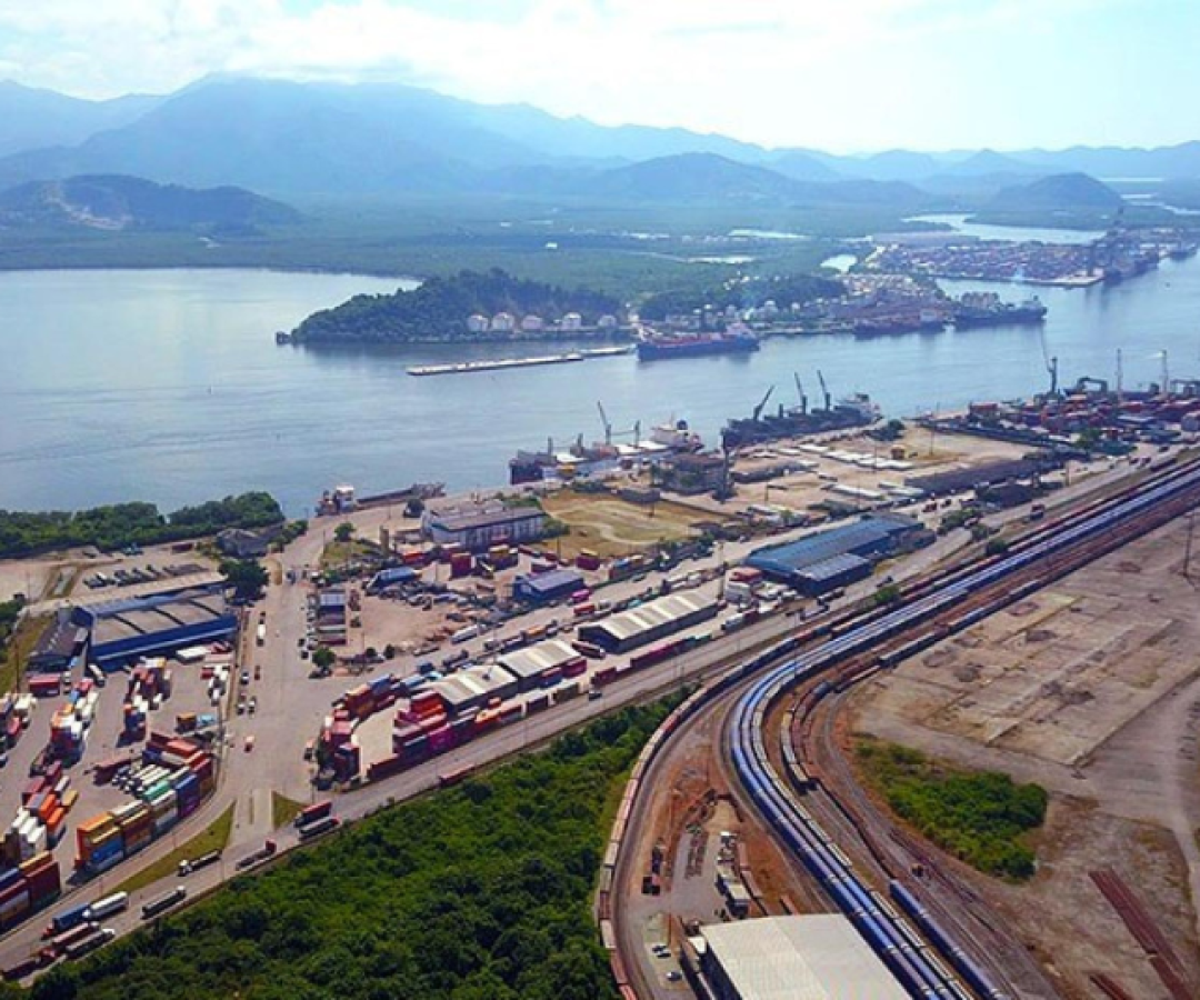 Leilão do novo terminal de contêineres em Santos enfrenta impasse